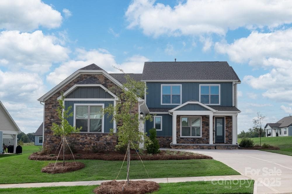 2068 Fordhill - Image 1