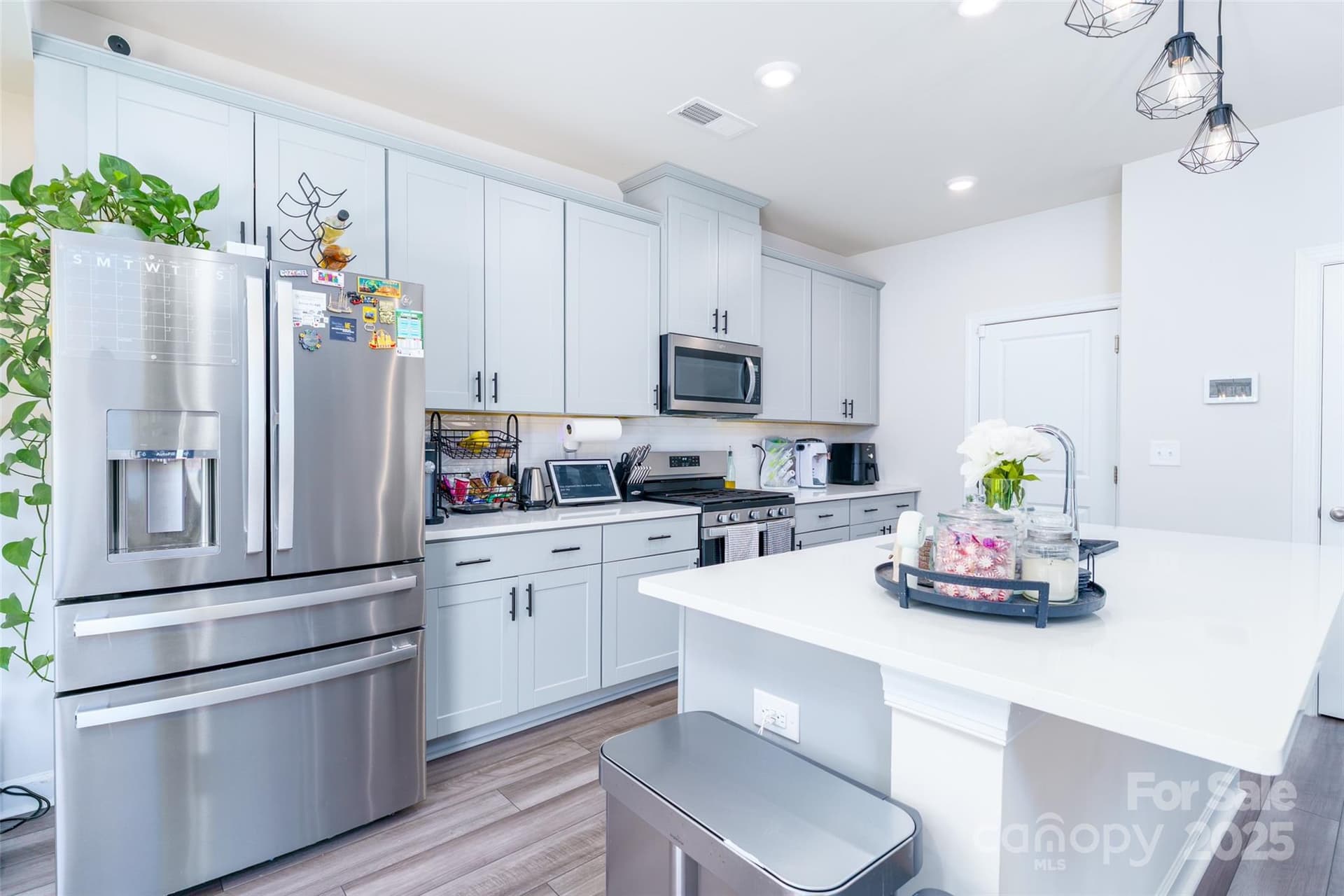 126 Guardian Gate - Image 1