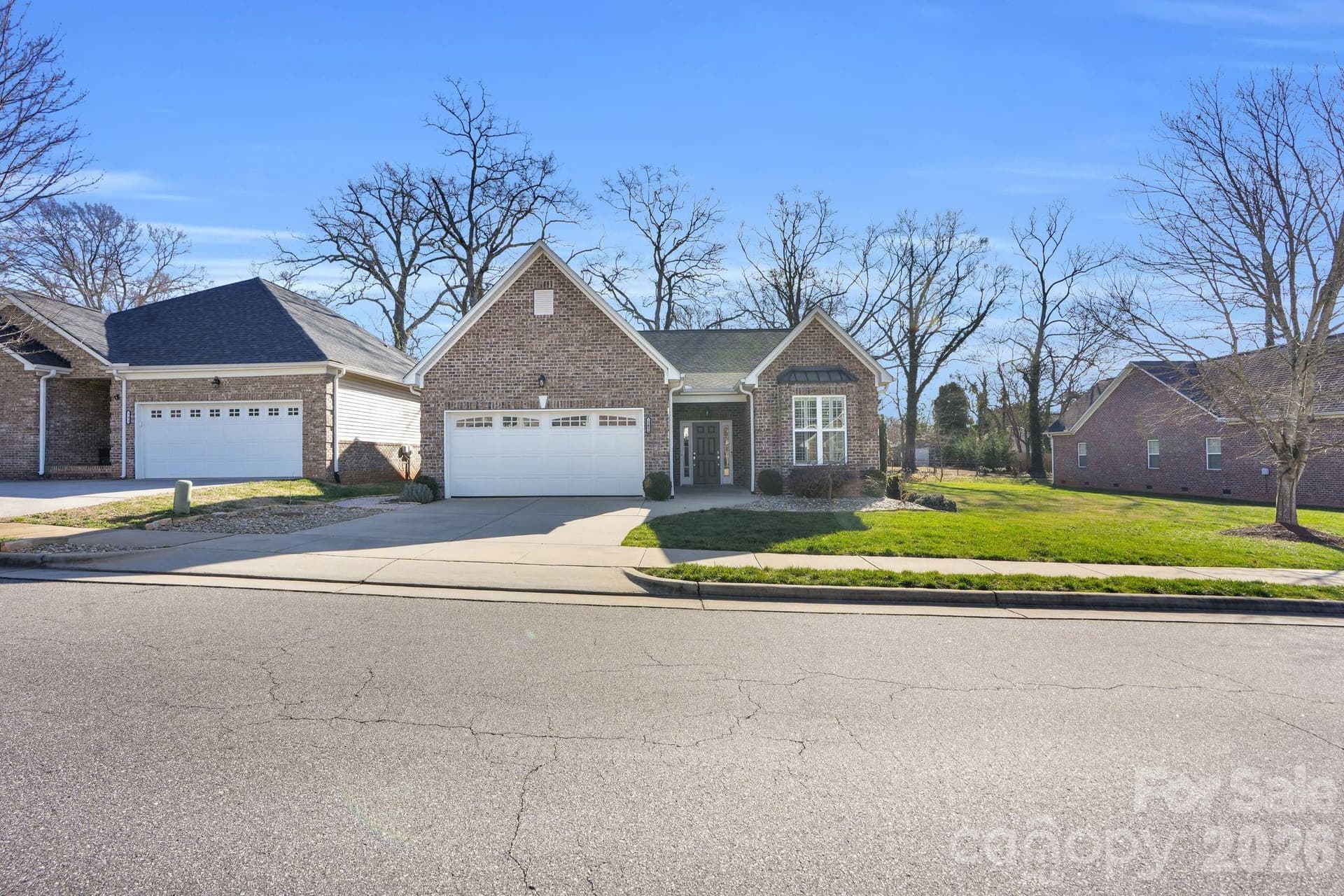 105 Sweet Oaks - Image 1
