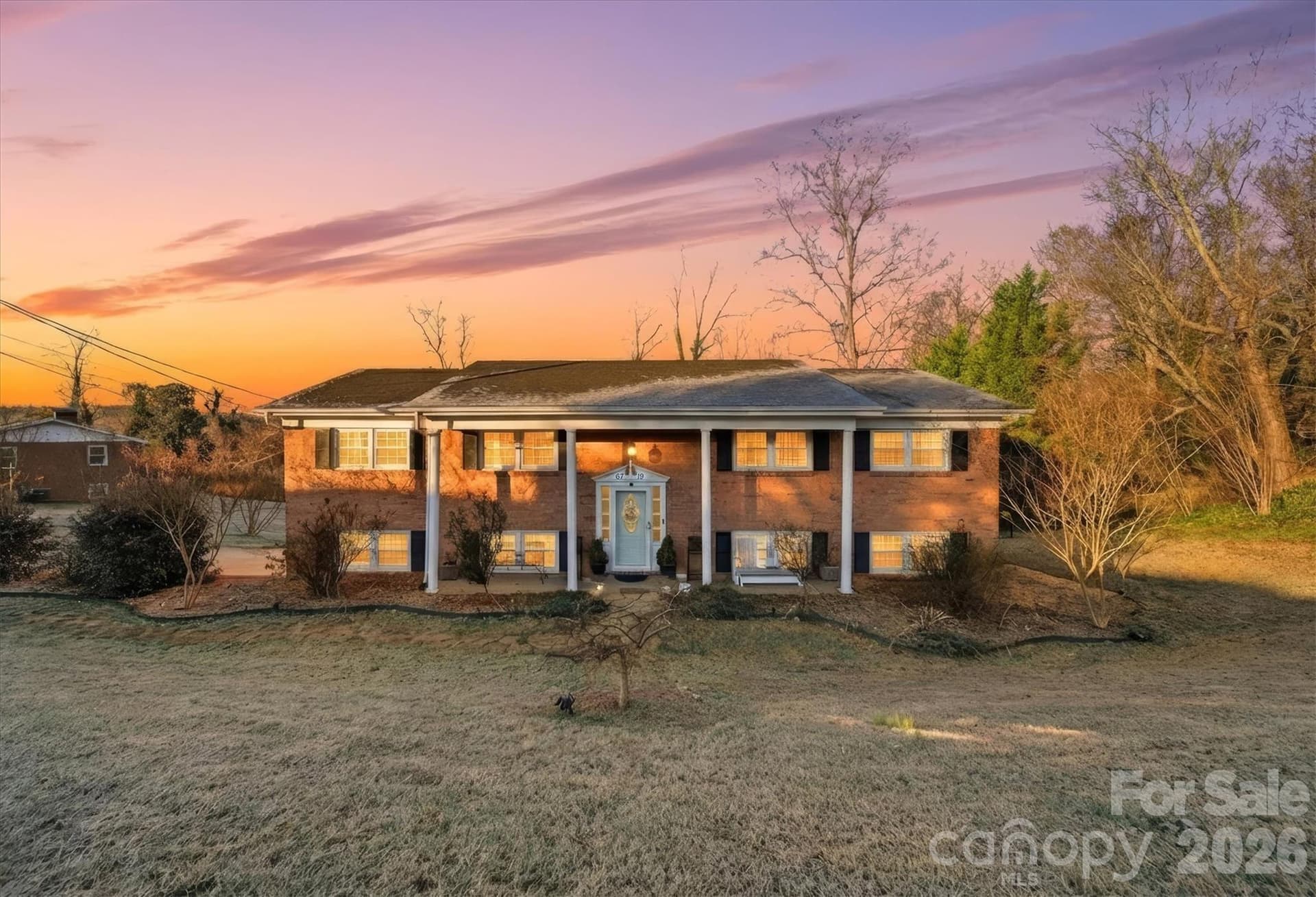 6719 Lakeview - Image 1