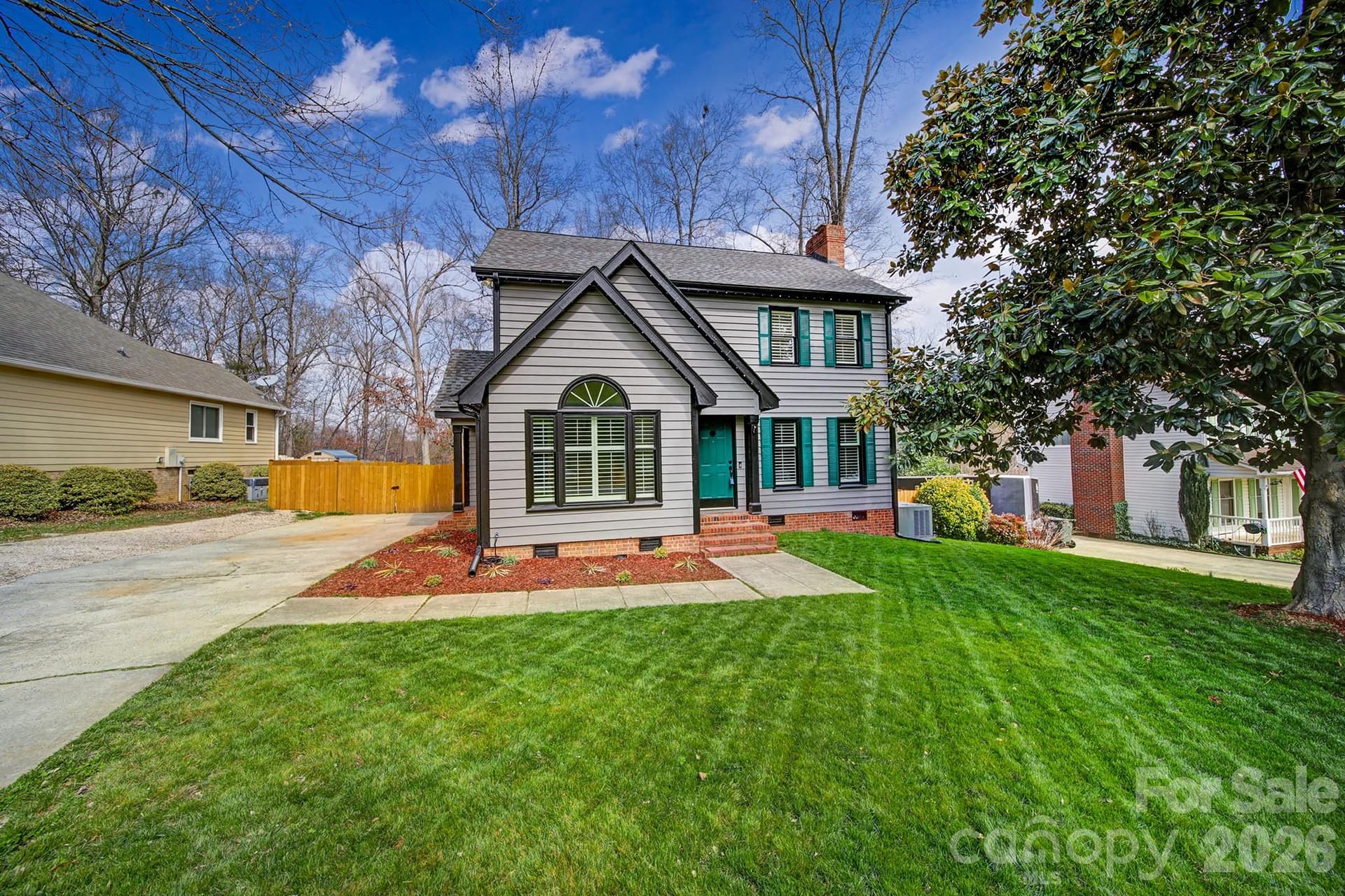 2160 Crosstrail - Image 1