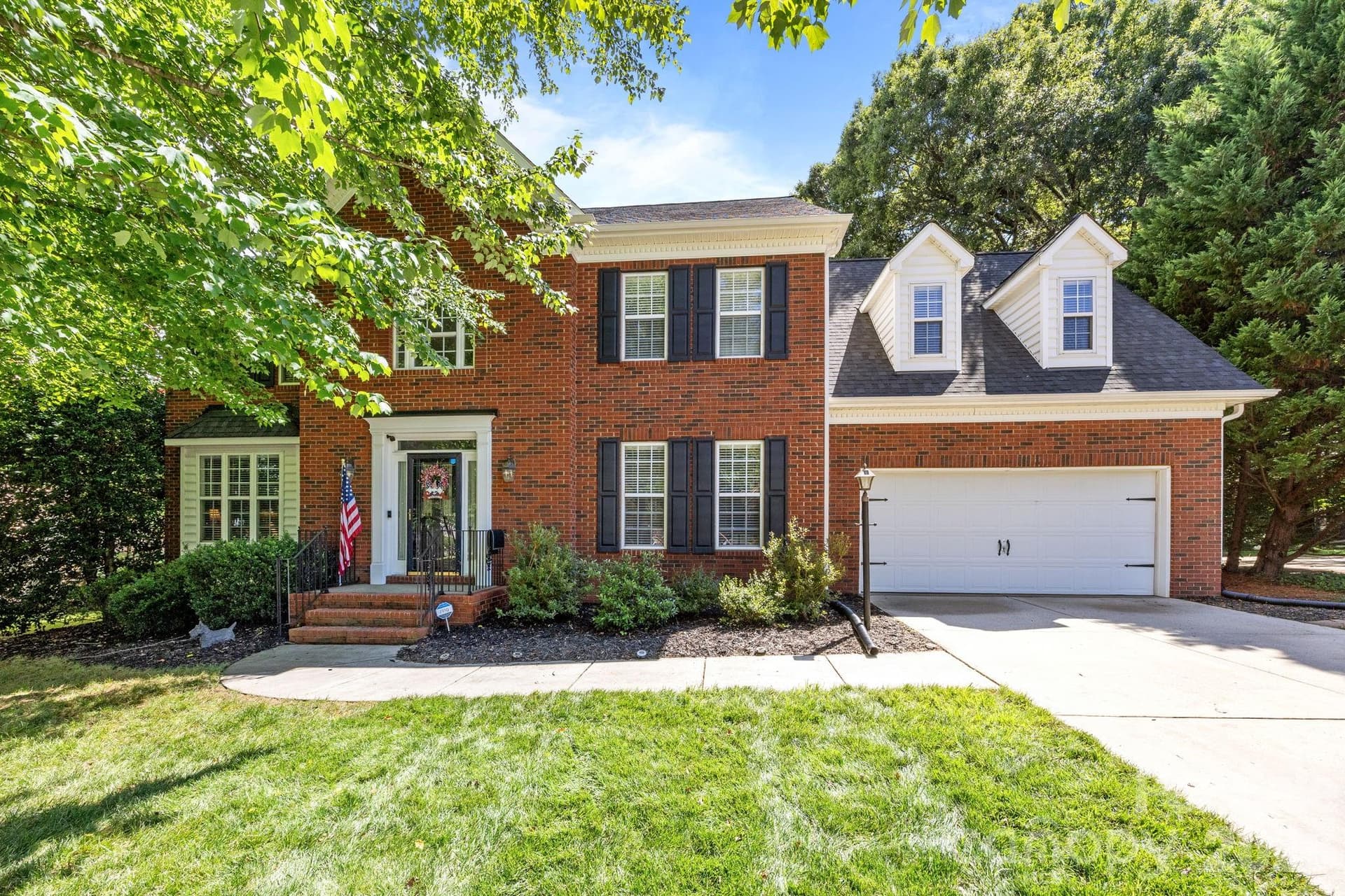 6932 Curlee - Image 1