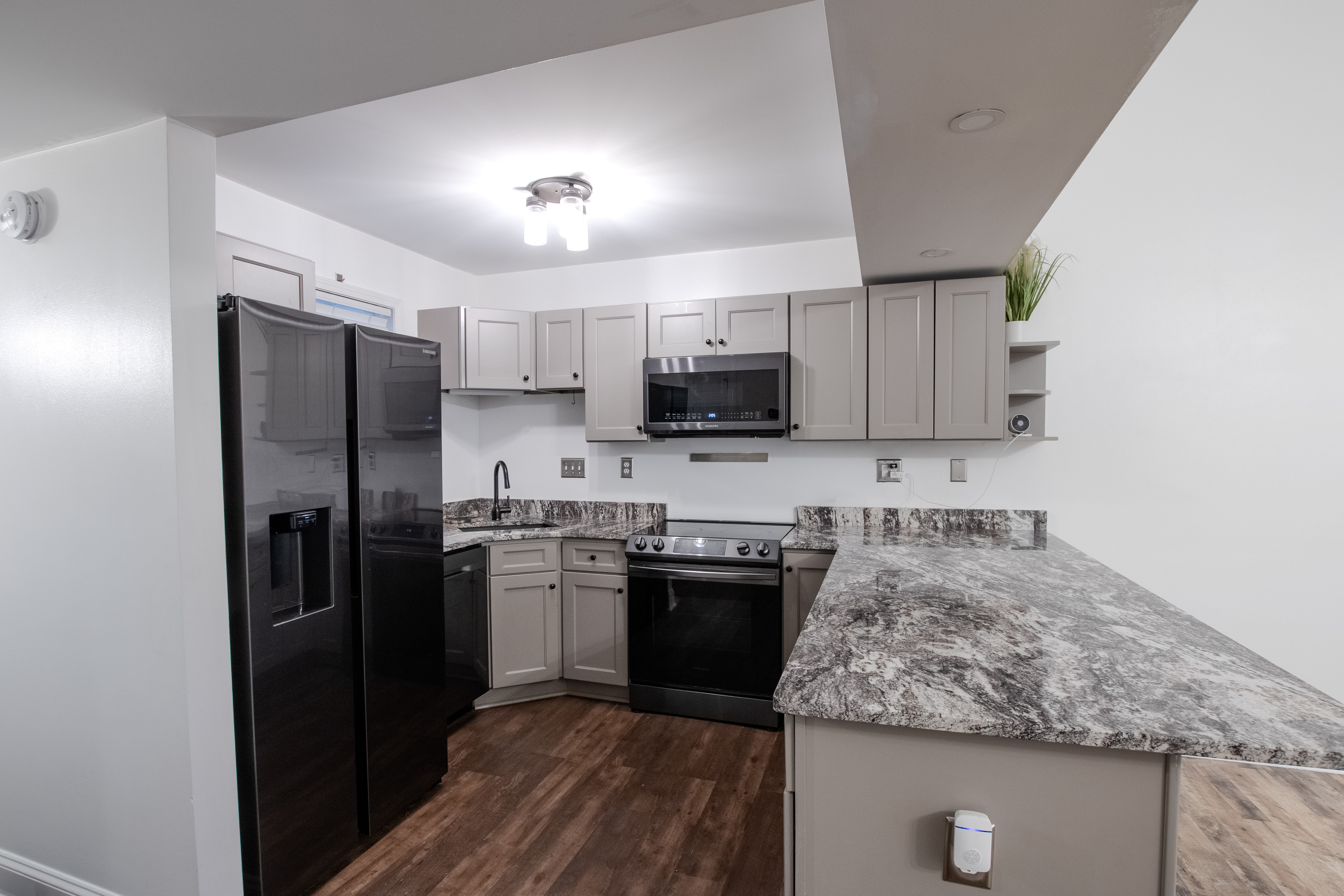 100 Willow Run Dr #2 photo 11