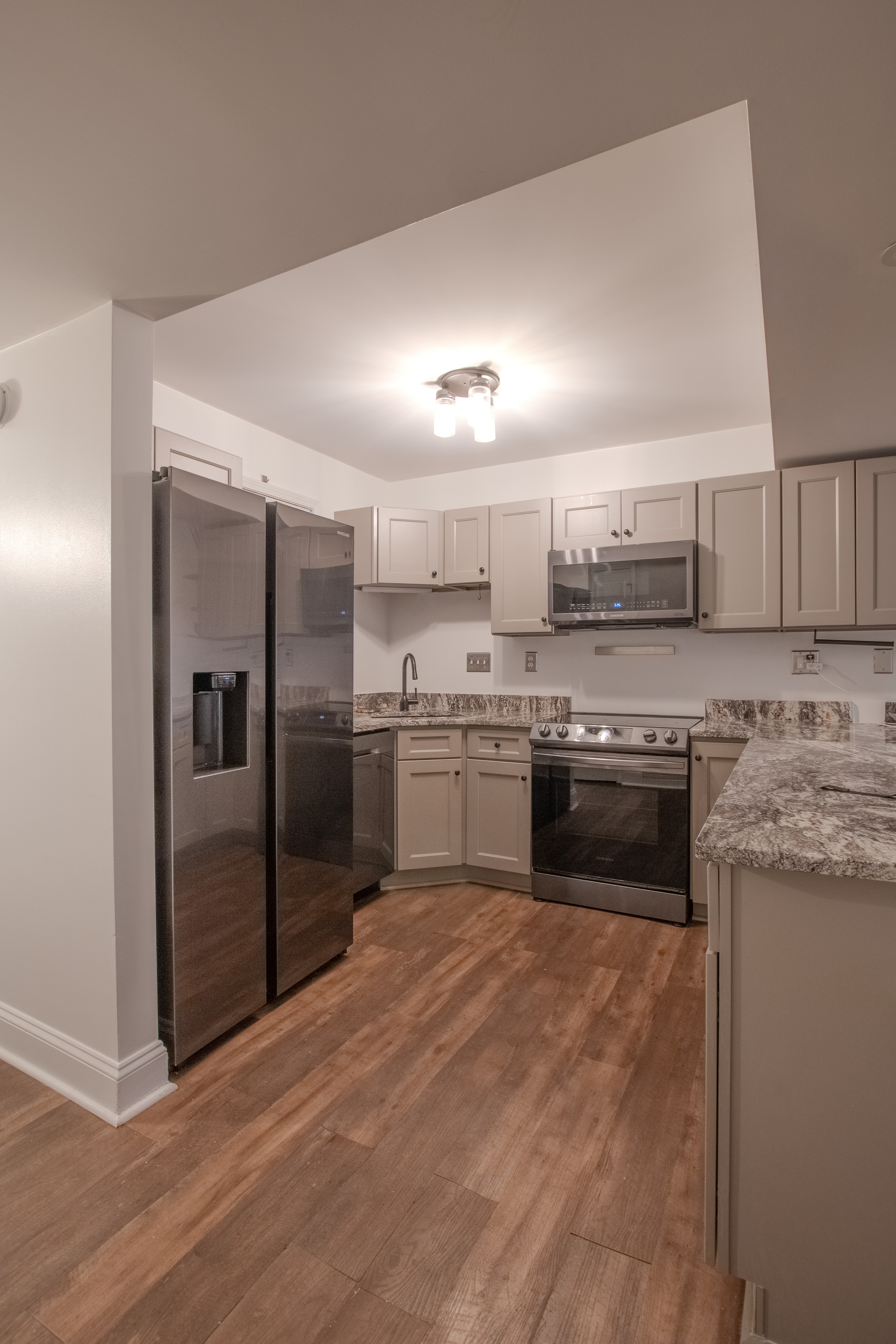 100 Willow Run Dr #2 photo 28