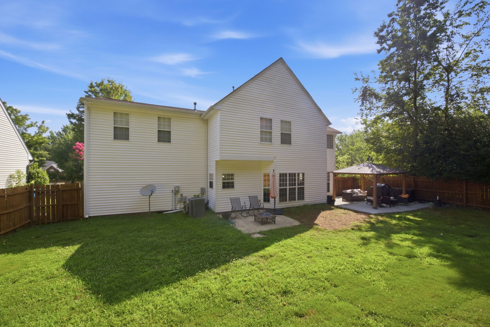 1946 Wilrose Pl photo 38